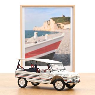 Citroën Méhari 2016 Blue White Red  Norev 1:18 Metallmodell 2 Türen und Motorhaube zu öffnen!