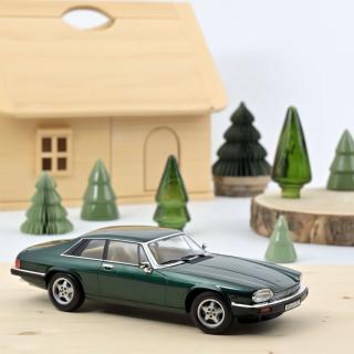 Jaguar XJ-S 5.3 H.E. Coupé 1982 - Green metallic Norev 1:18 Metallmodell (Türen/Hauben nicht zu öffnen!)