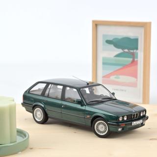 BMW 325i Touring 1990 - Green metallic Norev 1:18 Metallmodell (Türen/Hauben nicht zu öffnen!)