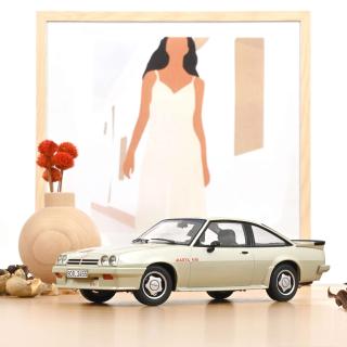 Opel Manta GSi 1987 Platin metallic  Norev 1:18 Metallmodell  (Türen/Hauben nicht zu öffnen!)