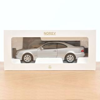 Mercedes-Benz CLK-Class 2000 Brillant Silver  Norev 1:18 Metallmodell 2 Türen, Motorhaube und Kofferraum zu öffnen!