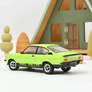 Opel Kadett Rallye 2.0 E 1977 - Green Norev 1:18 Metallmodell (Türen/Hauben nicht zu öffnen!)