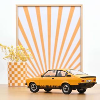 Opel Kadett Rallye 2.0 E 1977 Brilliant Ochre  Norev 1:18 Metallmodell  (Türen/Hauben nicht zu öffnen!)