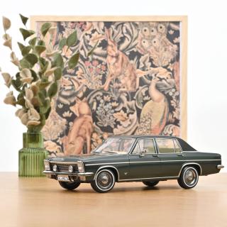 Opel Diplomat V8 1969 Cedar Green   Norev 1:18 Metallmodell (Türen/Hauben nicht zu öffnen!)