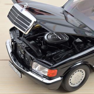 Mercedes-Benz 560 SEL 1989 Black metallic Norev 1:18 Metallmodell 4 Türen, Motorhaube und Kofferraum zu öffnen!