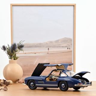 Mercedes-Benz 300 SL 1954 Blue  Norev 1:18 Metallmodell (2 Türen, Motorhaube und Heckklappe zu öffnen!)