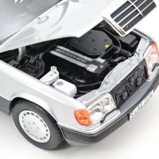Mercedes-Benz 300 CE-24 Coupé 1990 - Silver Norev 1:18 Metallmodell 2 Türen, Motorhaube und Kofferraum zu öffnen!