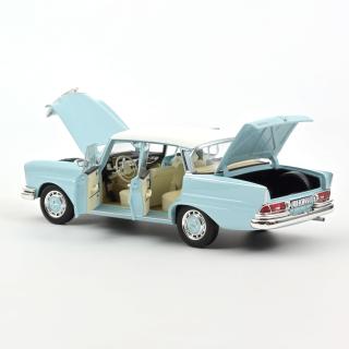 Mercedes-Benz 220 S 1965 Light Blue   Norev 1:18 Metallmodell 4 Türen, Motorhaube und Kofferraum zu öffnen!