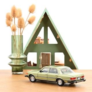 Mercedes-Benz 450 SEL Silvergreen US TV-Version 1979  Norev 1:18 Metallmodell 4 Türen, Motorhaube und Kofferraum zu öffnen!