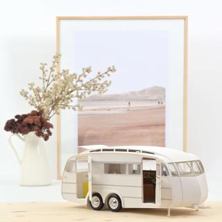 Peugeot 404 1965 - Brown metallic with Caravan Hénon Norev 1:18
