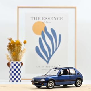 Peugeot 205 GTi 1.9 with windowroof 1992 Miami Blue   Norev 1:18 Metallmodell 2 Türen und Motorhaube zu öffnen!