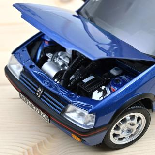 Peugeot 205 GTi 1.9 with windowroof 1992 Miami Blue   Norev 1:18 Metallmodell 2 Türen und Motorhaube zu öffnen!