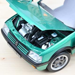 Peugeot 205 GTi Griffe with windowroof 1991 Green   Norev 1:18 Metallmodell 2 Türen und Motorhaube zu öffnen!