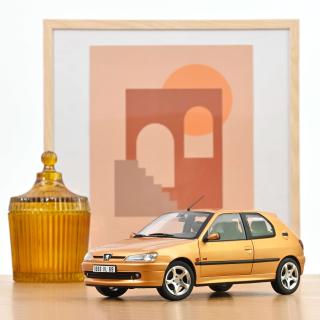 Peugeot 306 S16 1997 Blaze Yellow  Norev Metallmodell 1:18 (Türen zu öffnen!)