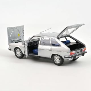 Renault 30 TX 1979 - Silver Norev 1:18 Metallmodell 2 Türen, Motorhaube und Kofferraum zu öffnen!