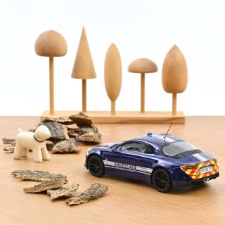 Alpine A110 S 2023 Gendarmerie  Norev 1:18 Metallmodell (Türen/Hauben nicht zu öffnen!)