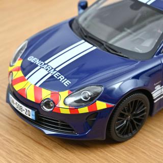 Alpine A110 S 2023 Gendarmerie  Norev 1:18 Metallmodell (Türen/Hauben nicht zu öffnen!)