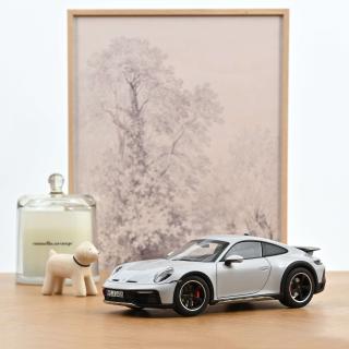 Porsche 911 Dakar 2023 Ice Grey Metallic 1:18 Norev 1:18 Metallmodell 2 Türen und Kofferraum zu öffnen!