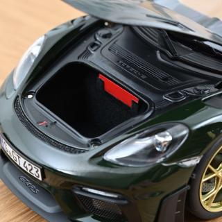 Porsche Cayman GT4 RS w/Weissach Pack 2023 Brewster Green  Norev 1:18 Metallmodell 2 Türen, Motorhaube und Kofferraum zu öffnen!