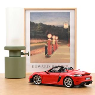 Porsche 718 Spyder RS 2023 Guards Red  Norev 1:18 Metallmodell 2 Türen, Motorhaube und Kofferraum zu öffnen!