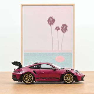 Porsche 911 GT3 RS w/Weissach Pack 2022 Ruby Star 1:18 Norev 1:18 Metallmodell 2 Türen und Kofferraum zu öffnen!