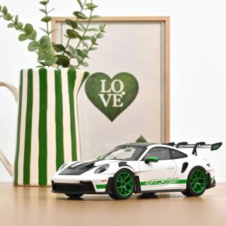 Porsche 911 GT3 RS Tribute to Carrera RS 2022 White/Python Green  Norev 1:18 Metallmodell (2 Türen und Kofferraum zu öffnen!)