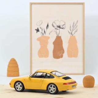 Porsche 911 Carrera 1994 - Yellow Norev 1:18 Metallmodell (Türen/Hauben nicht zu öffnen!)