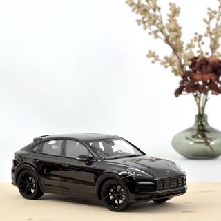 Porsche Cayenne S Coupé 2019 - black Norev 1:18 Metallmodell (Türen/Hauben nicht zu öffnen!)
