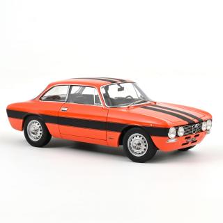 Alfa Romeo 2000 GTV 1973 Orange 1:18 Norev 1:18 Metallmodell 2 Türen, Motorhaube und Kofferraum zu öffnen!