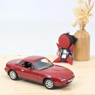 Mazda MX-5 1989 - Red Norev 1:18 Metallmodell (Türen/Hauben nicht zu öffnen!) Wiederauflage