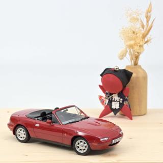 Mazda MX-5 1989 - Red Norev 1:18 Metallmodell (Türen/Hauben nicht zu öffnen!) Wiederauflage