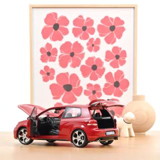 VW Golf VI GTI 2009 Tornadorot Norev 1:18 Metallmodell 2 Türen, Motorhaube und Kofferraum zu öffnen!