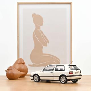 VW Golf GTI 1996 Candy White  Norev 1:18 Metallmodell 2 Türen, Motorhaube und Kofferraum zu öffnen!