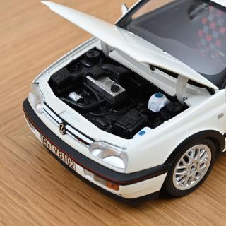 VW Golf GTI 1996 Candy White  Norev 1:18 Metallmodell 2 Türen, Motorhaube und Kofferraum zu öffnen!