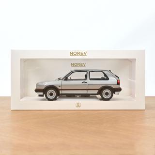 VW Golf GTI 1989 Diamond Silver  Norev 1:18 Metallmodell 2 Türen, Motorhaube und Kofferraum zu öffnen!