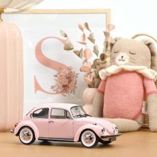 VW 1303 1973 Pastel Pink  Norev 1:18 Metallmodell (Türen/Hauben nicht zu öffnen!)