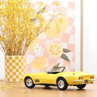 Chevrolet Corvette Convertible 1969 Daytona Yellow 1:18 Norev 1:18 Metallmodell (Türen/Hauben nicht zu öffnen!)