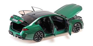 BMW M5 - 2024 - GREEN METALLIC Minichamps 1:18 Metallmodell mit zu öffnenden Hauben und Türen!