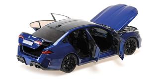 BMW M5 - 2024 - BLUE METALLIC Minichamps 1:18 Metallmodell mit zu öffnenden Hauben und Türen!