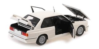 BMW M3 (E30) - 1987 - WHITE Minichamps 1:18 Metallmodell (Türen, Motorhaube, Kofferraum zu öffnen!)