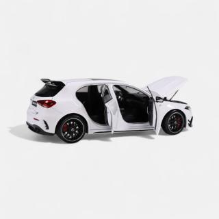 Mercedes-AMG A45 S 4MATIC+ - polar white NZG 1:18 Metallmodell