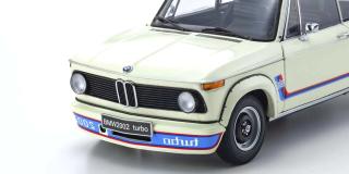 BMW 2002 Turbo weiß Kyosho 1:18 Metallmodell