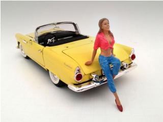 Figur \"Hanging Out\" - Wendy (Auto nicht enthalten!) American Diorama 1:18