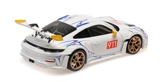 PORSCHE 911 (992) GT3RS - 2023 - WHITE/YELLOW DECOR Minichamps 1:18 Metallmodell mit zu öffnenden Hauben und Türen!
