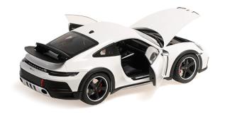 PORSCHE 911 DAKAR - 2022 - WHITE Minichamps 1:18 Metallmodell mit zu öffnenden Türen und Haube(n)