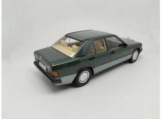 Mercedes 190E 2.5 1993 Avantgarde W201, green Tripple 9 1:18 (Türen, Motorhaube... nicht zu öffnen!)