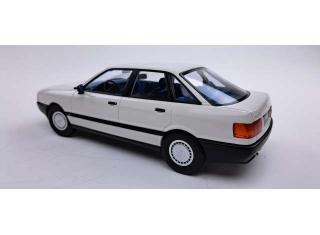 Audi 80 B3 1989  alpine white Triple9 1:18 (Türen, Motorhaube... nicht zu öffnen!)