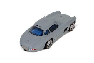 S-KLUB MERCEDES GULLWING 2021 NARDO GREY GT Spirit 1:18 Resinemodell (Türen, Motorhaube... nicht zu öffnen!)