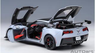 Chevrolet Corvette ZR1 2019 (ceramic matrix grey metallic) (composite model/full openings) AUTOart 1:18 Composite