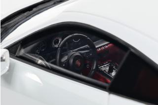 PORSCHE 911 (992) TURBO S 2020 CRAYON GREY GT Spirit 1:18 Resinemodell (Türen, Motorhaube... nicht zu öffnen!)